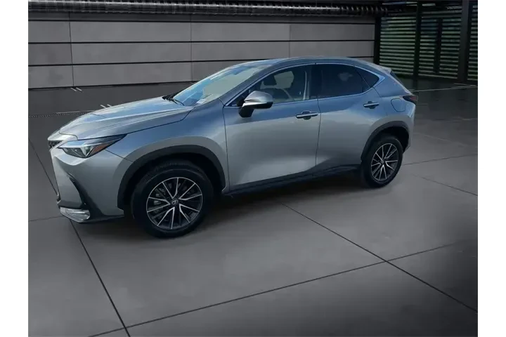 $39888 : Lexus NX 250 2024 Premium 4d image 4