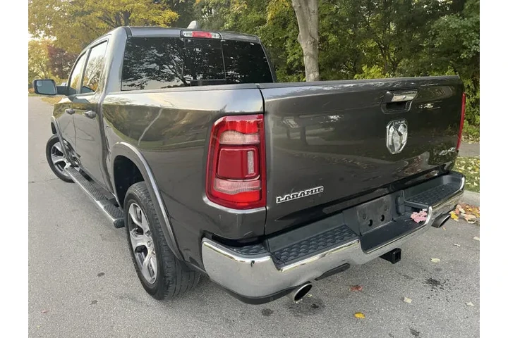 $23995 : 2019 RAM 1500 Laramie image 5