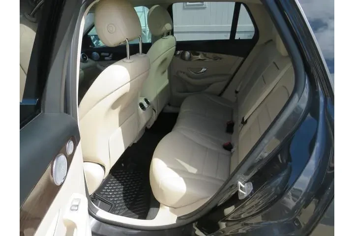 $28991 : Mercedes-Benz GLC 2021 GLC 3 image 7