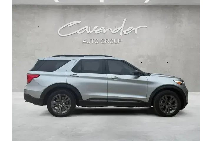 $30631 : Ford Explorer 2023 XLT 4dr S image 8