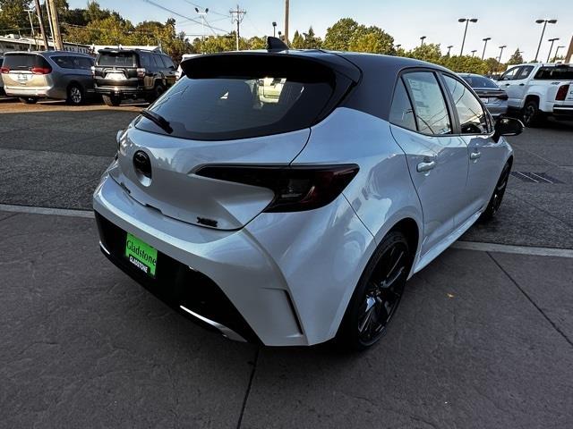 $29542 : 2025 Corolla Hatchback XSE image 5