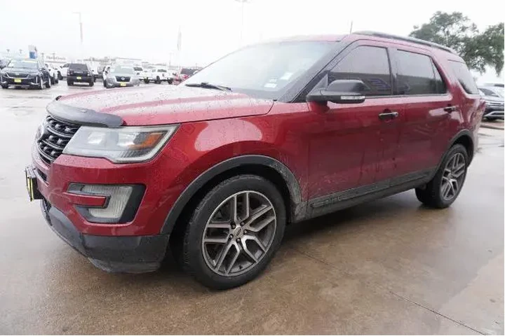 $14888 : Ford Explorer 2017 AWD Sport image 3