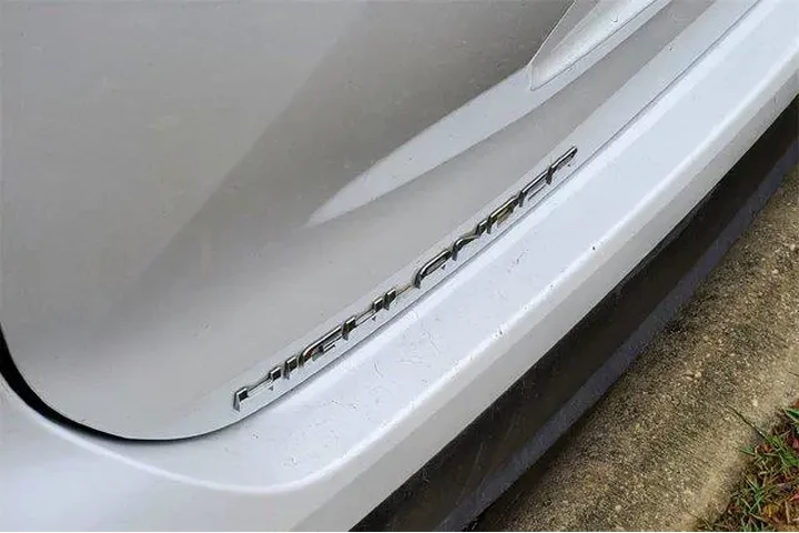 $30030 : Toyota Highlander 2023 LE 4d image 8