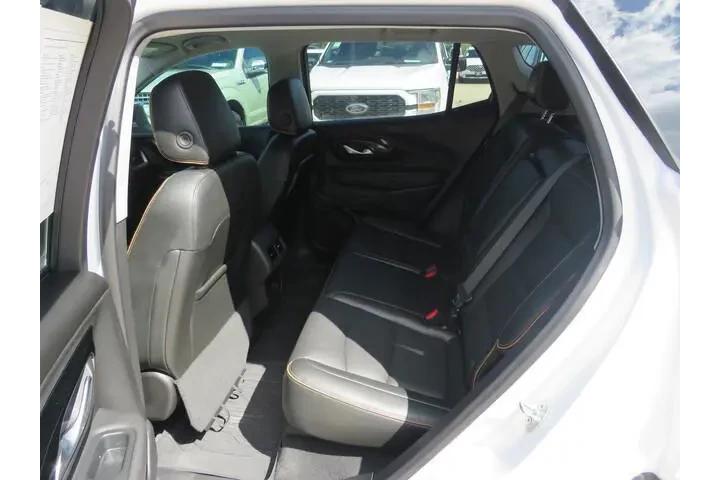 $33791 : GMC Terrain 2023 AWD AT4 4dr image 6