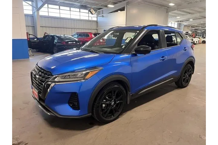 $17954 : Nissan Kicks 2023 SR 4dr Cro image 7