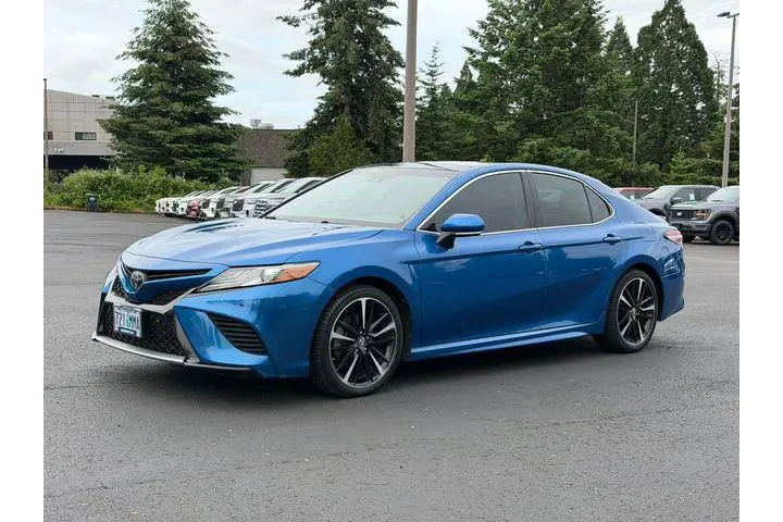 $18700 : Toyota Camry 2018 XSE 4dr Se image 7