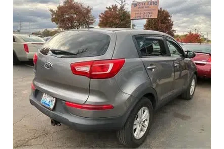 2011 Sportage LX image 5