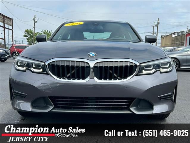 Used 2020 3 Series 330i xDriv image 3