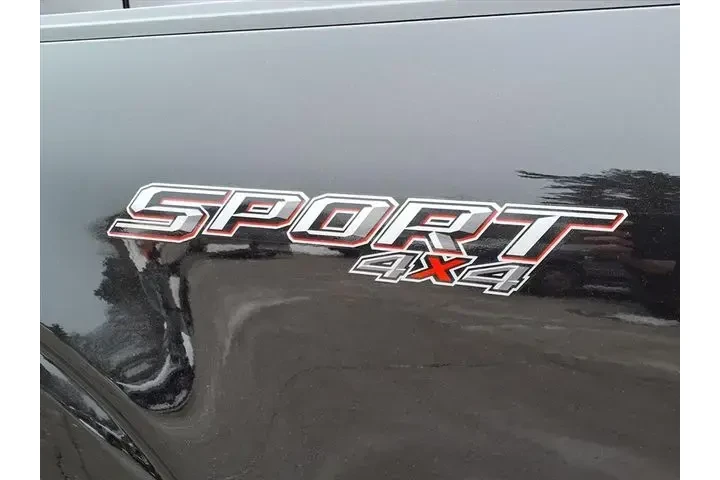 $39423 : Ford F-150 2023 4x4 XLT 4dr image 7