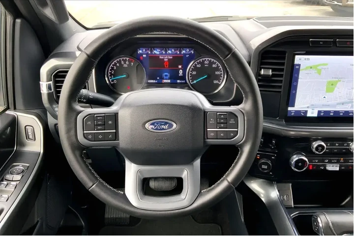 $38703 : Ford F-150 2023 4x4 XLT 4dr image 6