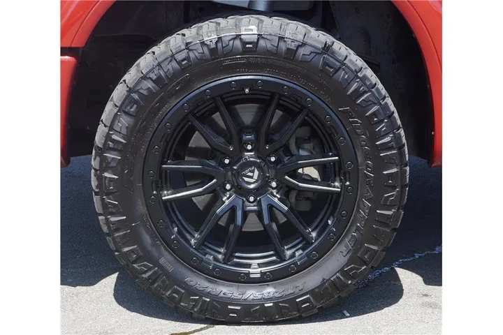 $24984 : 2017 Titan Platinum Reserve image 10