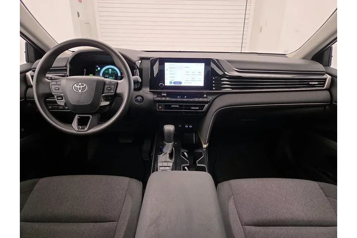 $29998 : Toyota Camry 2025 LE 4dr Sed image 9