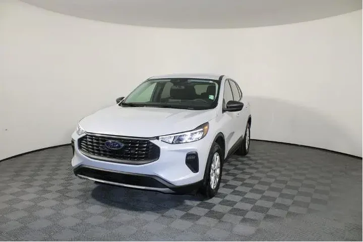 $23500 : Ford Escape 2025 AWD Active image 4