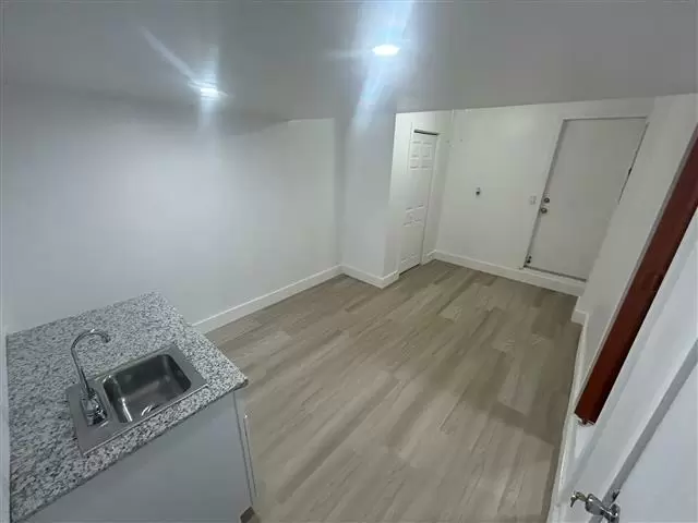 $1000 : ‼️Studio In WestKendall ‼️ image 3