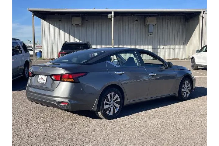 $17182 : Nissan Altima 2023 2.5 S 4dr image 5