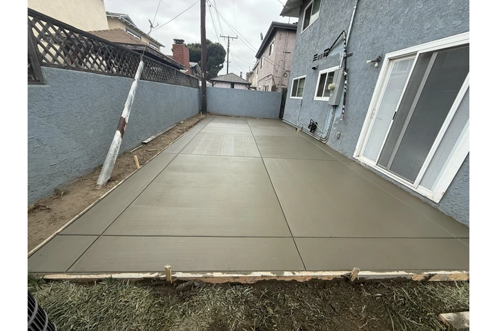 REMODELING AND CONSTRUCTION image 2
