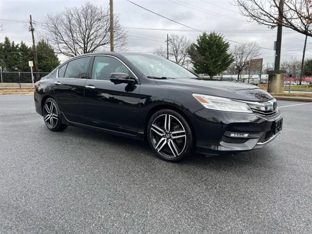 $14500 : 2016 Accord Touring image 5