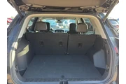 $24951 : GMC Terrain 2024 SLT 4dr SUV thumbnail