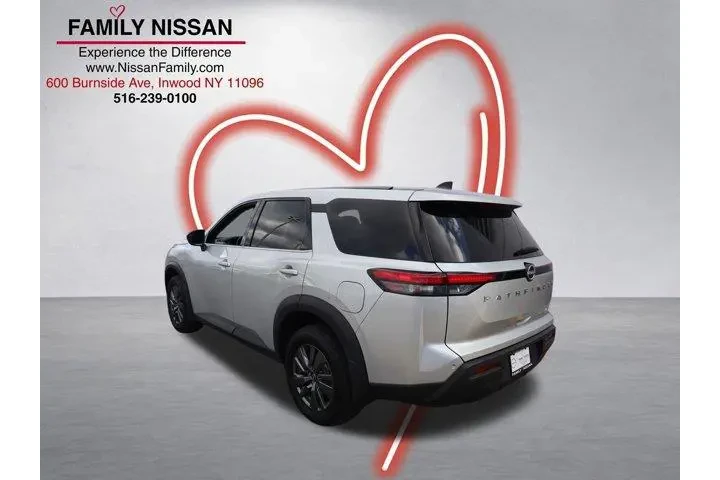 $27218 : Nissan Pathfinder 2024 AWD S image 5
