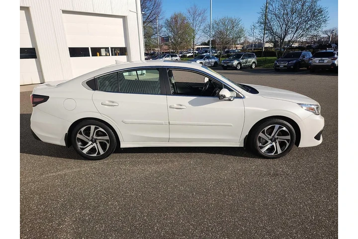 $26488 : Subaru Legacy 2021 AWD Limit image 7