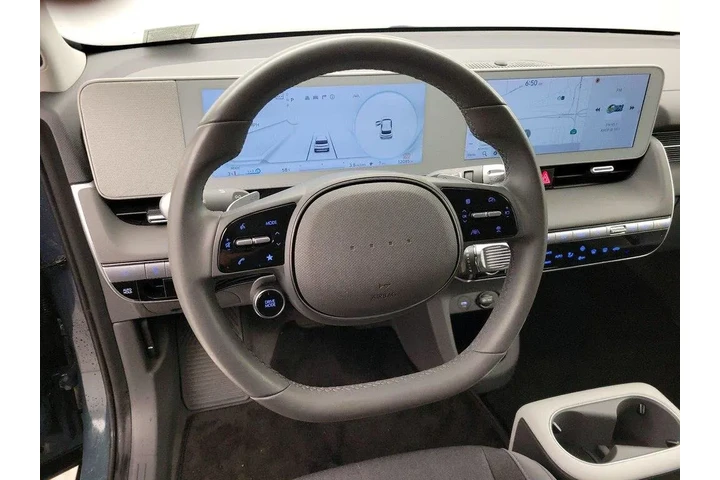 $30998 : Hyundai IONIQ 5 2024 SE 4dr image 10