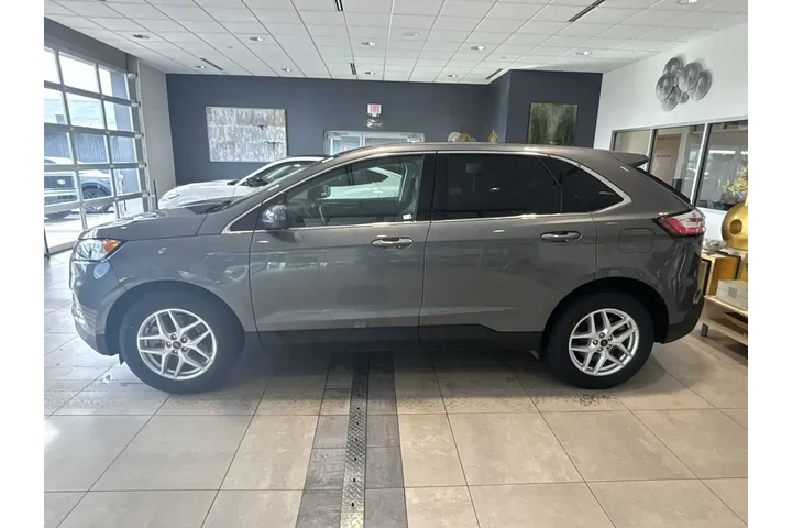 $24418 : Ford Edge 2023 AWD SEL 4dr C image 6