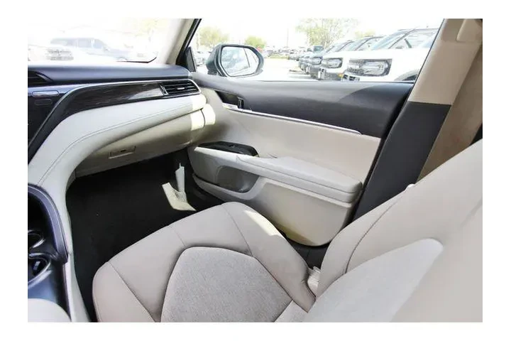 $20338 : Toyota Camry 2020 LE 4dr Sed image 9