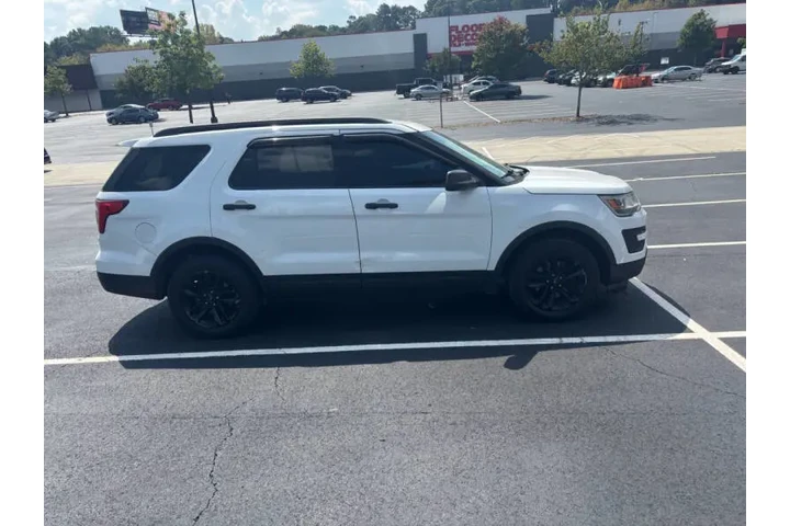 $15000 : 2016 Explorer image 4