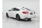 $25998 : Honda Accord 2022 Sport 4dr thumbnail