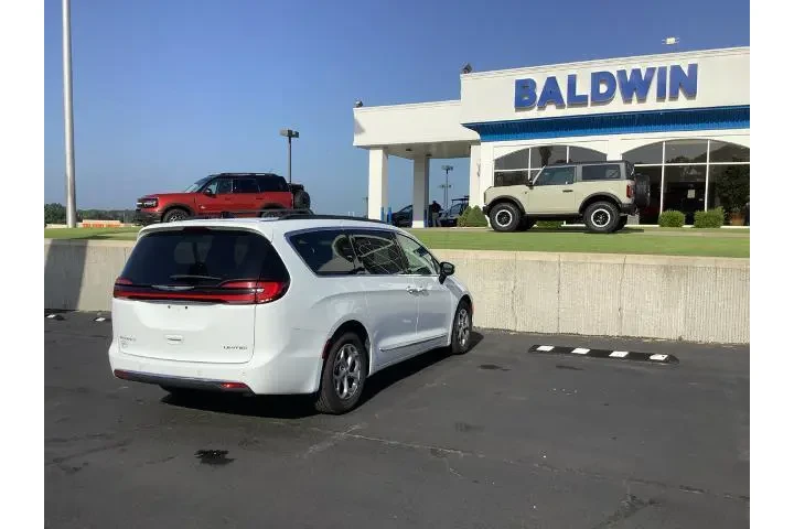 $35950 : Chrysler Pacifica 2023 Limit image 7