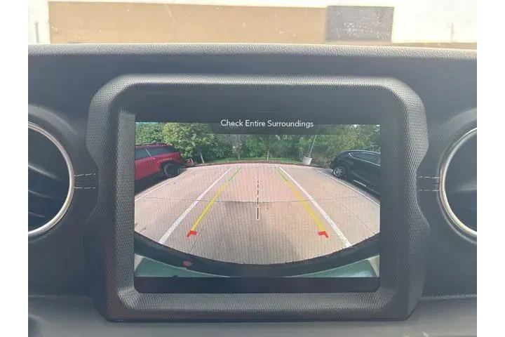 $34998 : Jeep Wrangler Unlimited 2021 image 9