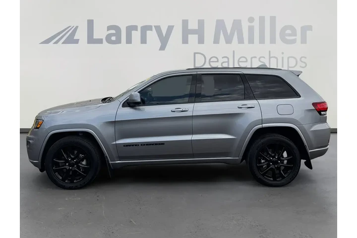 $22875 : Jeep Grand Cherokee 2021 4x4 image 2