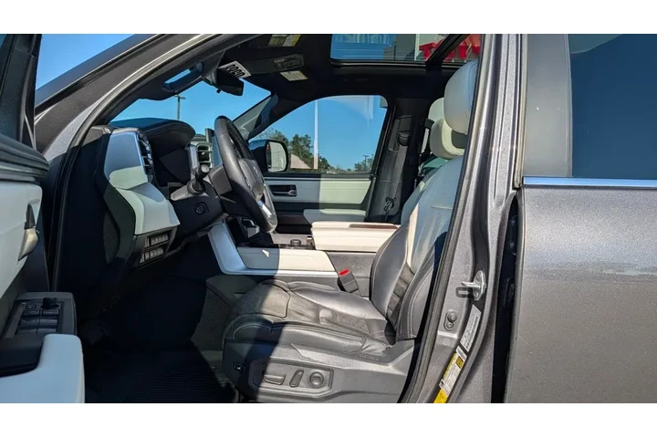 $68990 : 2024 Sequoia Capstone image 6