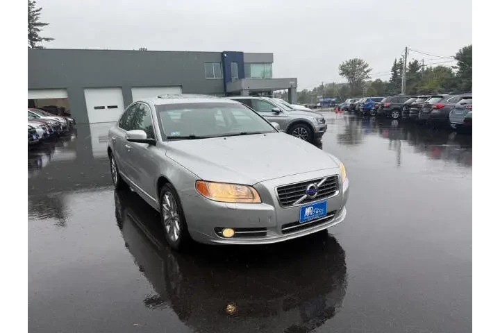$7899 : 2010 S80 image 4