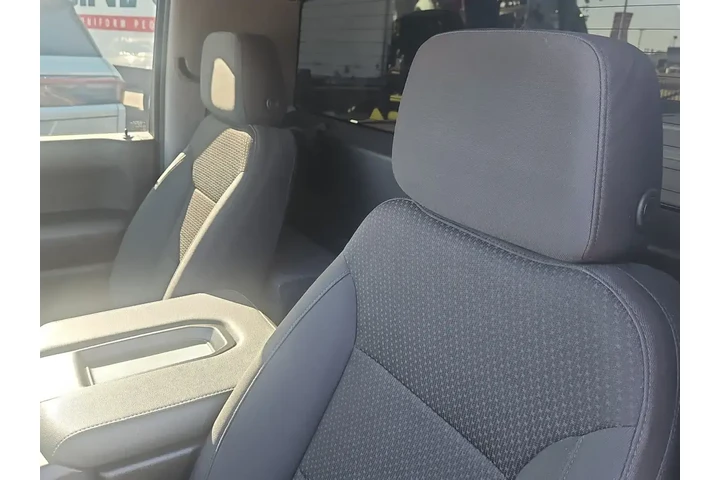 $35500 : Chevrolet Silverado 1500 202 image 10