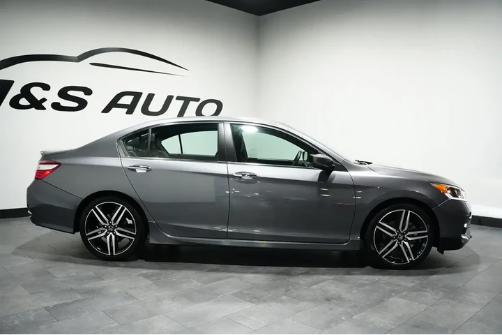 $16472 : 2017 Accord Sedan image 4