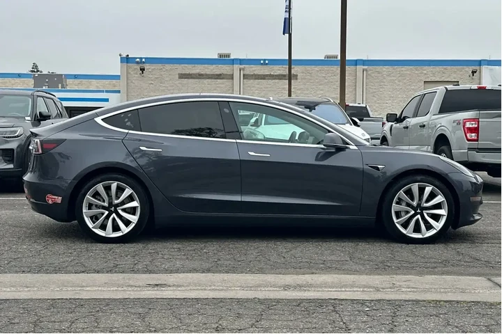 $20312 : Tesla Model 3 2018 AWD Perfo image 8