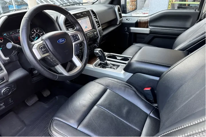 $34781 : Ford F-150 2019 4x4 XL 4dr S image 10