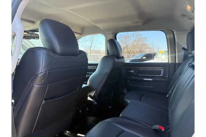 $15950 : 2017 RAM 1500 Laramie image 8