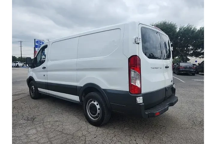 $16998 : Ford Transit 2016 150 3dr SW image 4