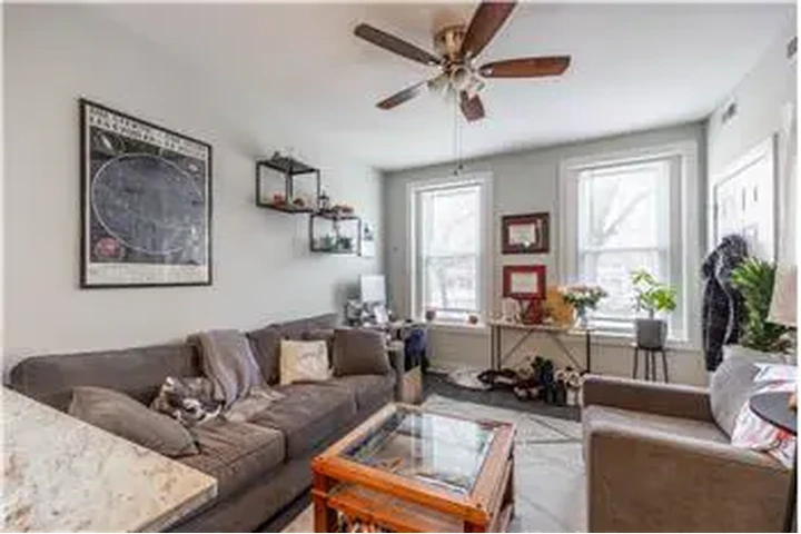 $2350 : Rental property with 1 bedro image 2