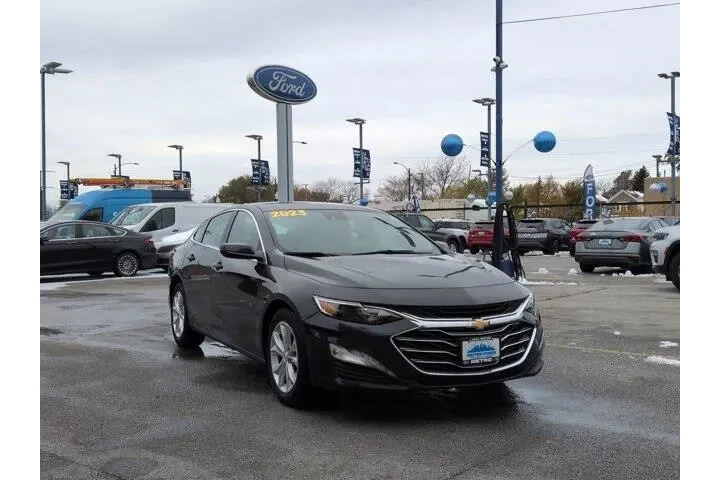 $17777 : Chevrolet Malibu 2023 LT 4dr image 1