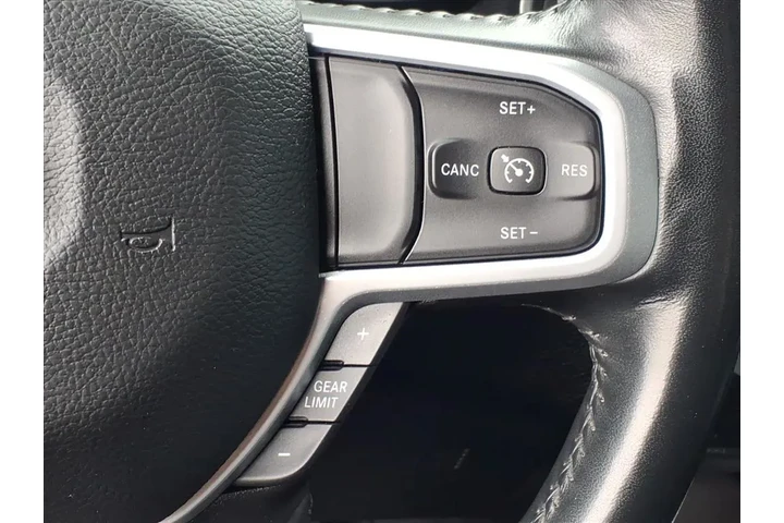 $33900 : Ram 1500 2022 4x4 Big Horn 4 image 9