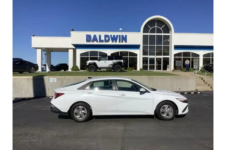 $23950 : Hyundai ELANTRA 2025 SE 4dr image 8