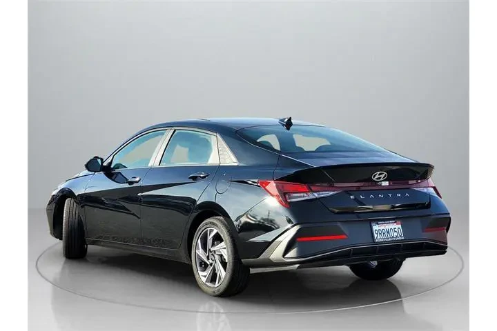 $19993 : Hyundai ELANTRA 2025 SEL Spo image 5