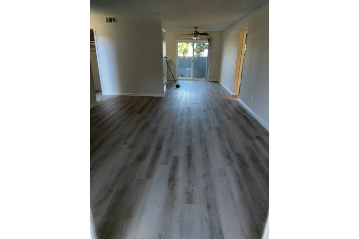 Pinto flooring image 5