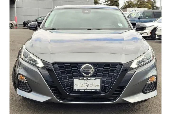 $19500 : Nissan Altima 2022 2.5 SV 4d image 2