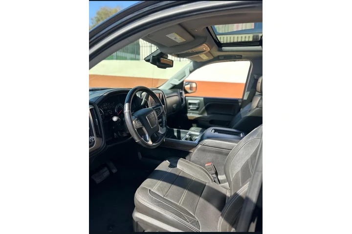 $27900 : GMC SIERRA 1500 CREW CAB image 2