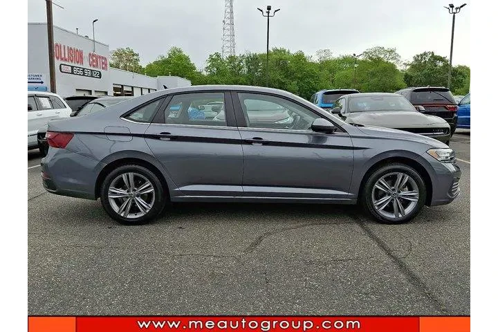 $19704 : Volkswagen Jetta 2024 SE 4dr image 2