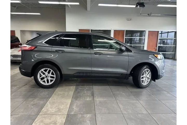 $24500 : Ford Edge 2023 AWD ST-Line 4 image 9